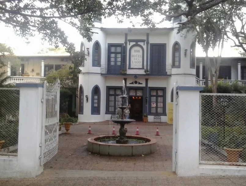 Hotel del Lago